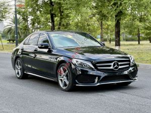 Xe Mercedes Benz C300 AMG 2015