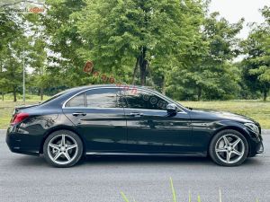 Xe Mercedes Benz C300 AMG 2015