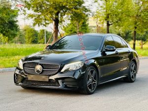 Xe Mercedes Benz C300 AMG 2021