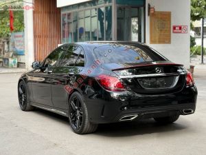 Xe Mercedes Benz C300 AMG 2020