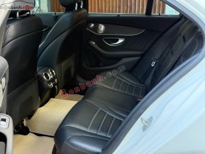 Xe Mercedes Benz C300 AMG 2015