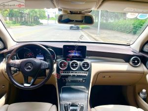 Xe Mercedes Benz GLC 250 4Matic 2018