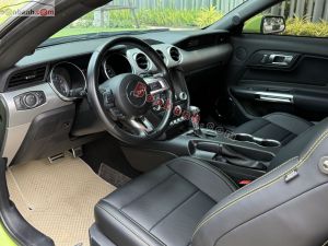 Xe Ford Mustang 2.3 EcoBoost Fastback 2020