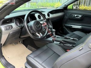 Xe Ford Mustang 2.3 EcoBoost Premium Convertbile 2020
